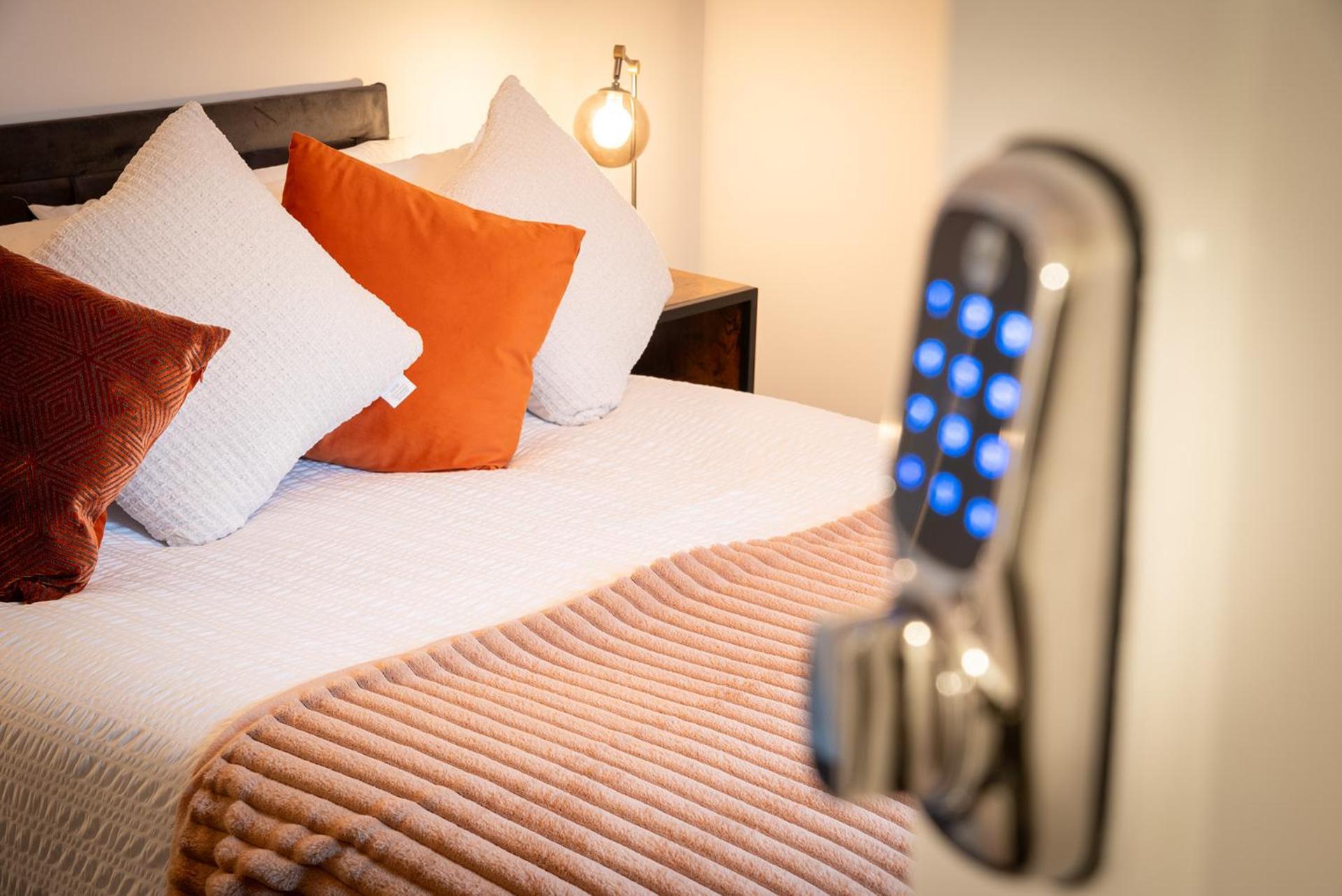 Kings Arms Suites - Luxury Double - Waterfall Shower - Self Check In Whitehaven Ngoại thất bức ảnh